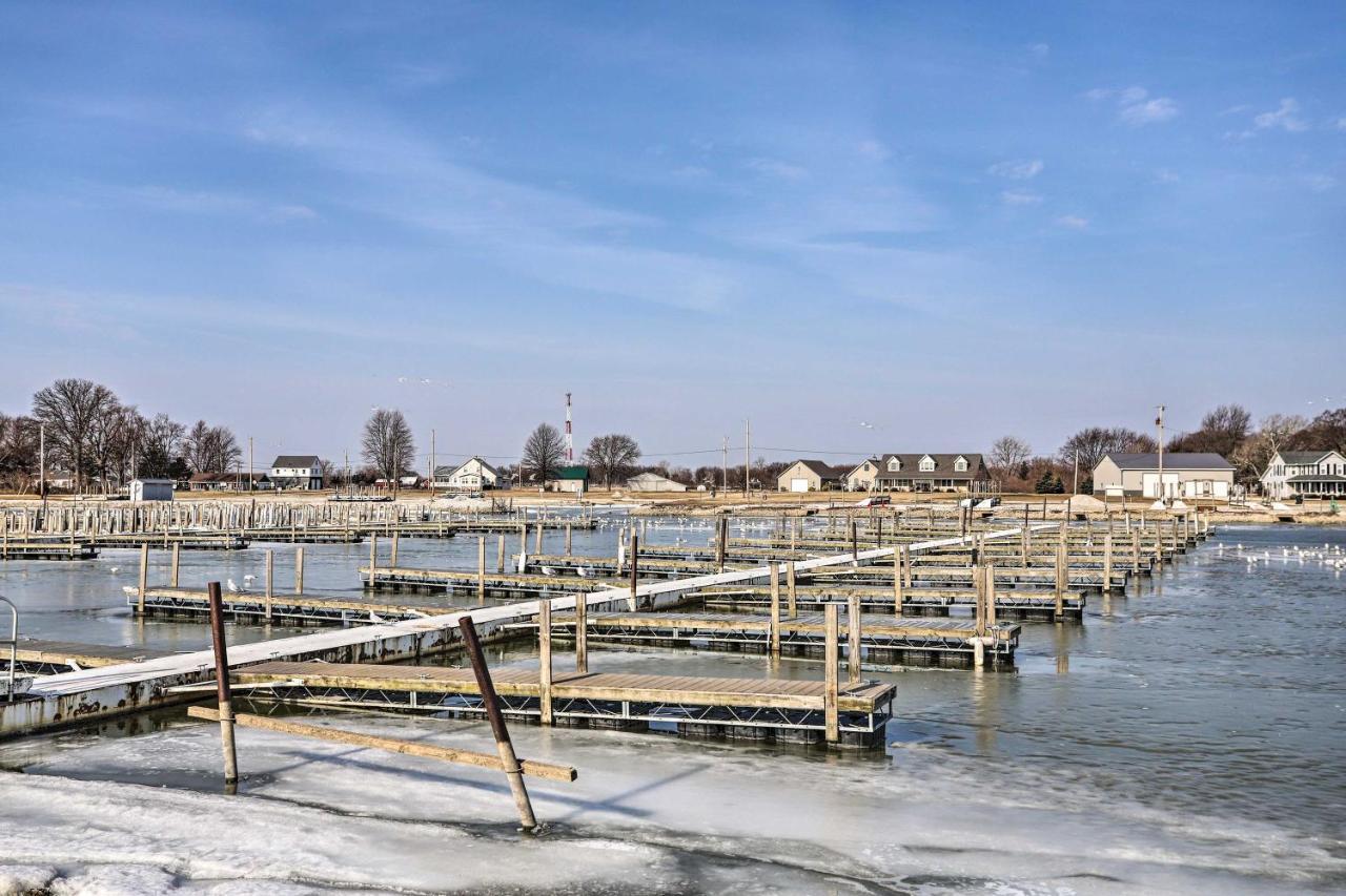 Condo With Balcony, Dock And Access To Lake Erie Sand Beach Luaran gambar