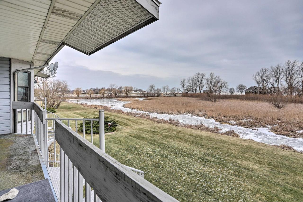 Condo With Balcony, Dock And Access To Lake Erie Sand Beach Luaran gambar