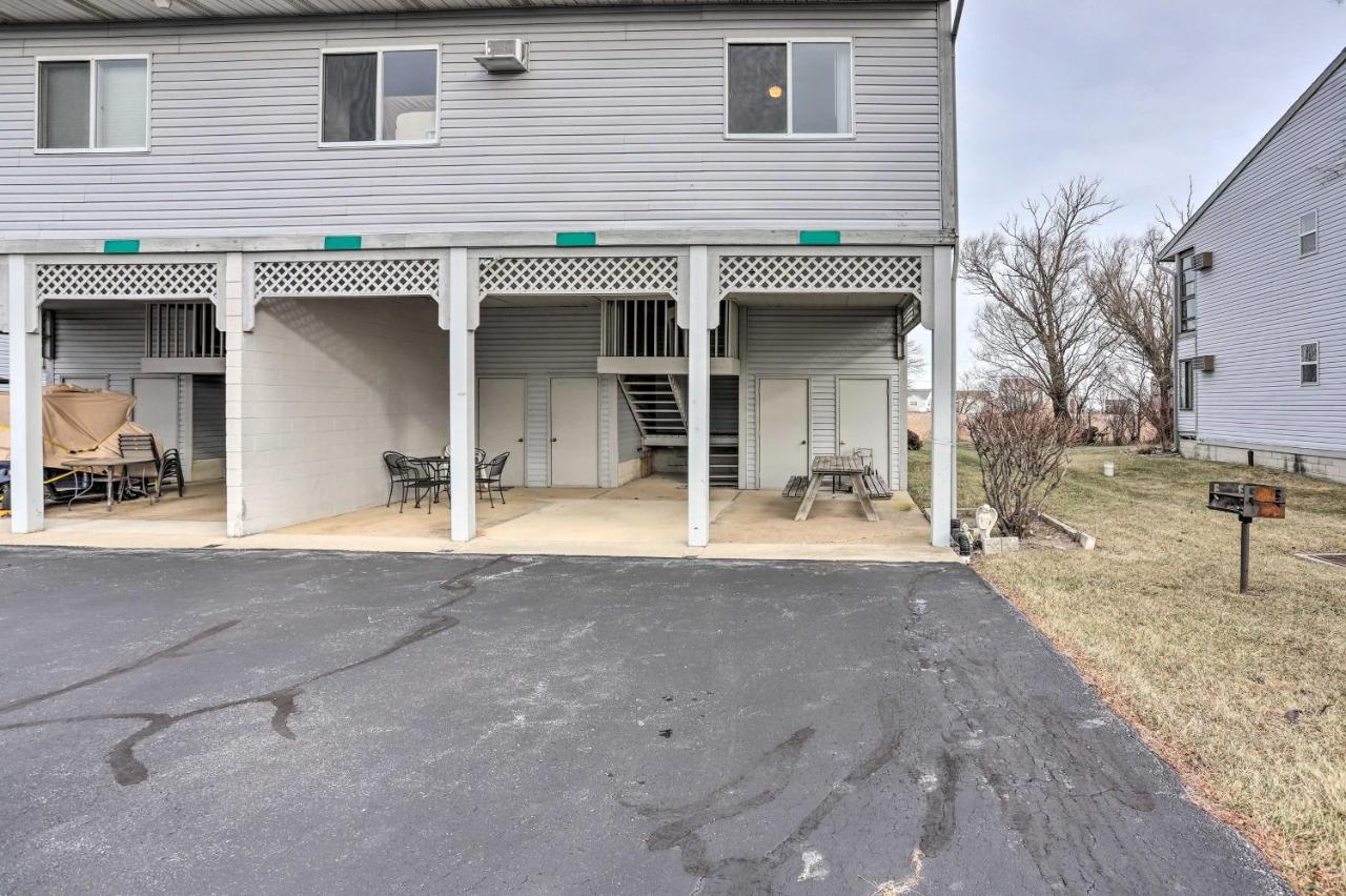 Condo With Balcony, Dock And Access To Lake Erie Sand Beach Luaran gambar