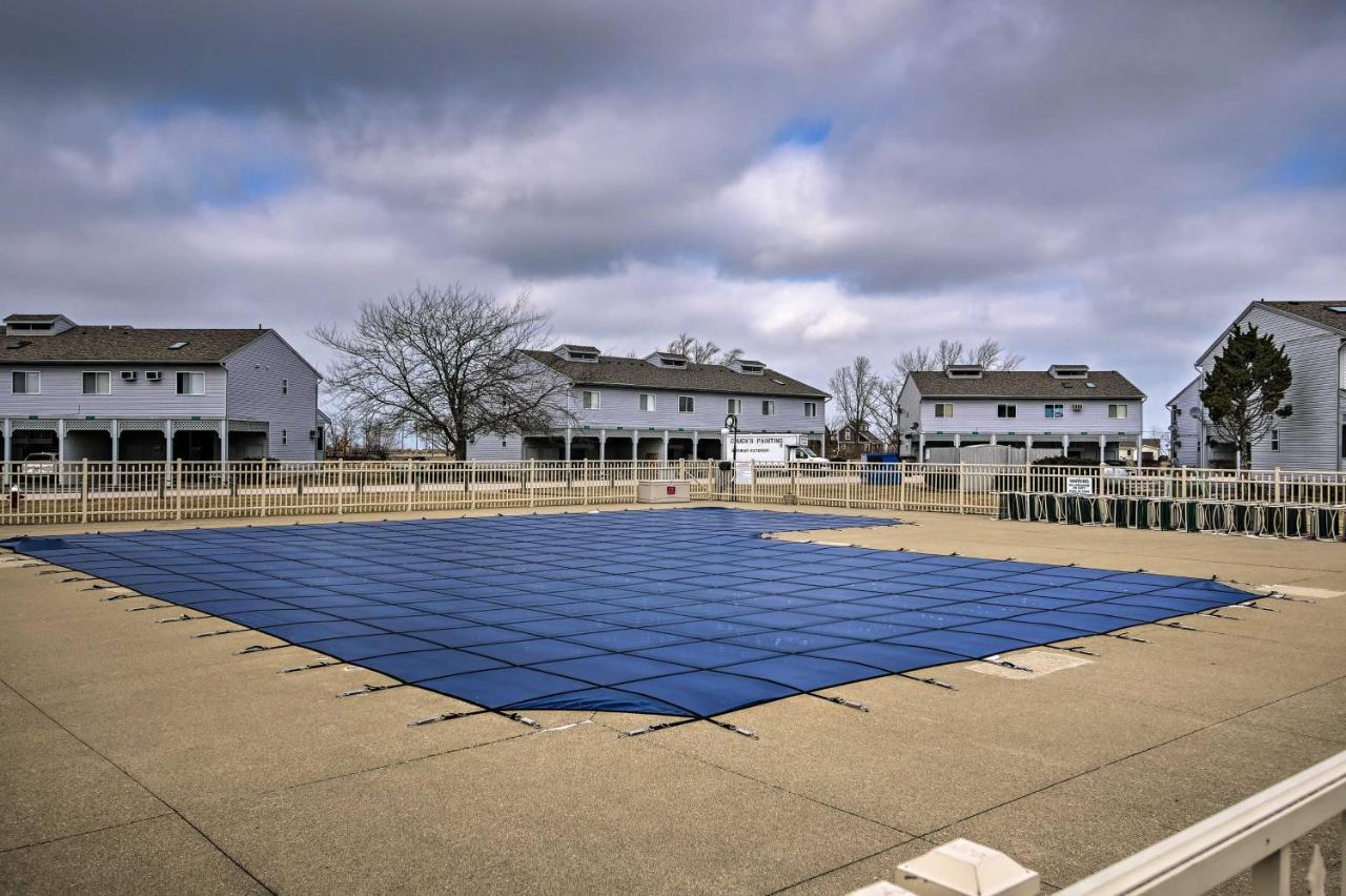 Condo With Balcony, Dock And Access To Lake Erie Sand Beach Luaran gambar